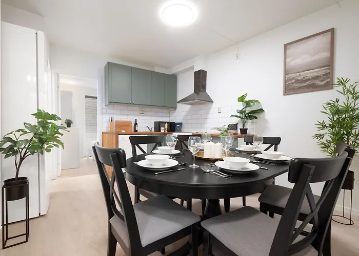 Apartment Center Bryggen